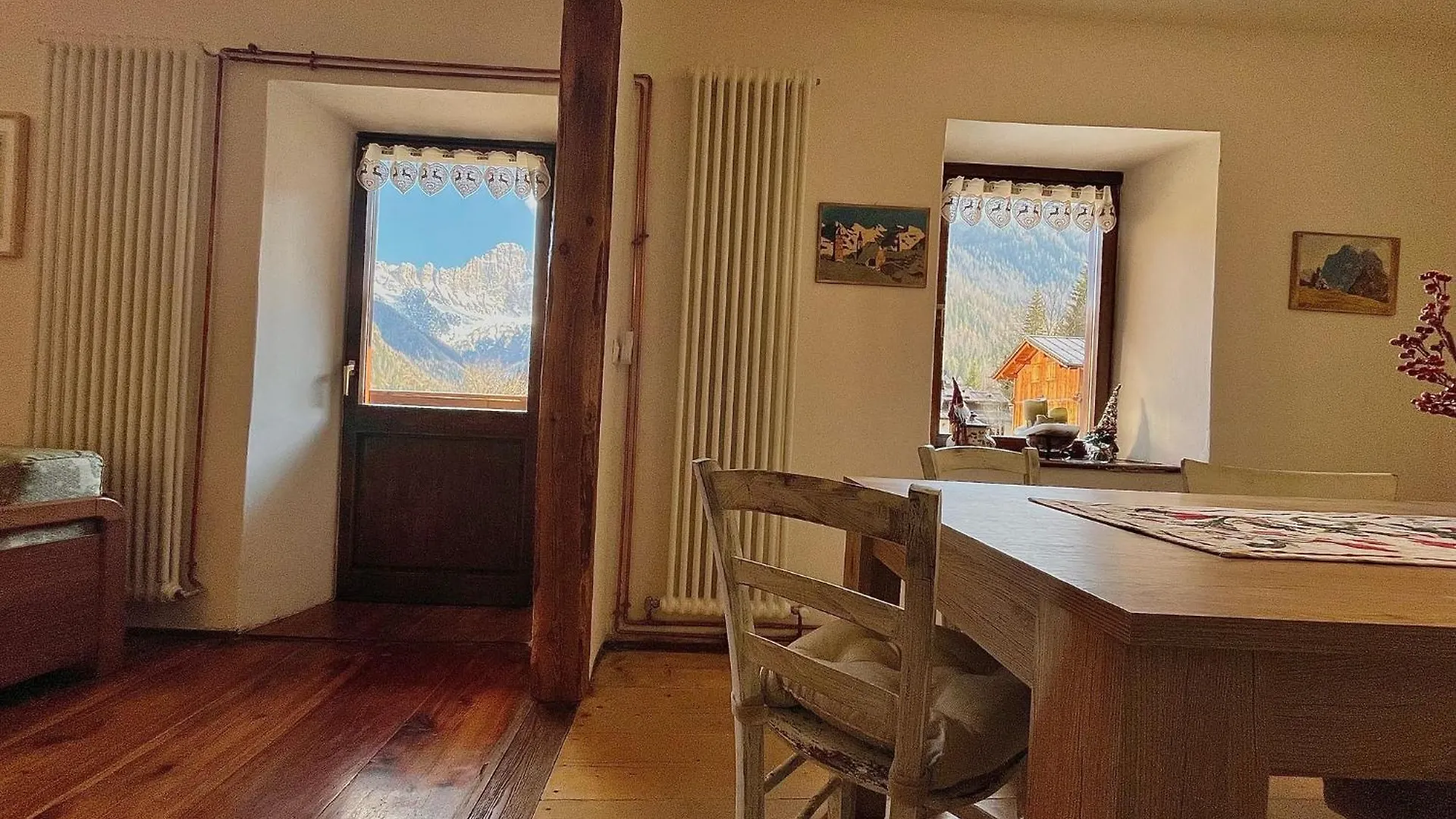 Casa Di Charme Sul Civetta Dolomiti Lägenhet Caprile